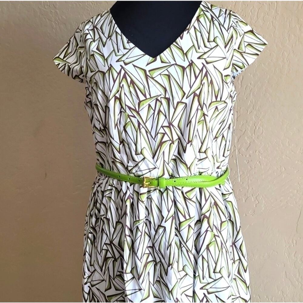Women’s/Juniors Cece’s New York Tapered Dress Size 6 - Picture 2 of 7